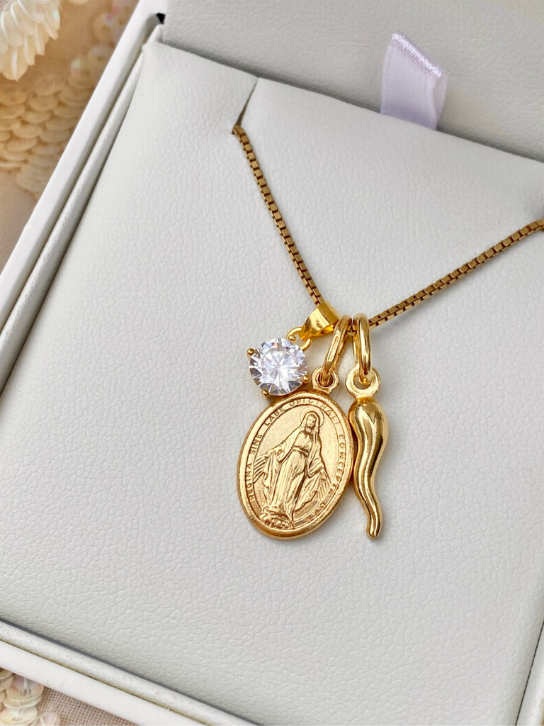 Italian Horn Charm 10 Karat Gold Italian Horn With Hand Sign