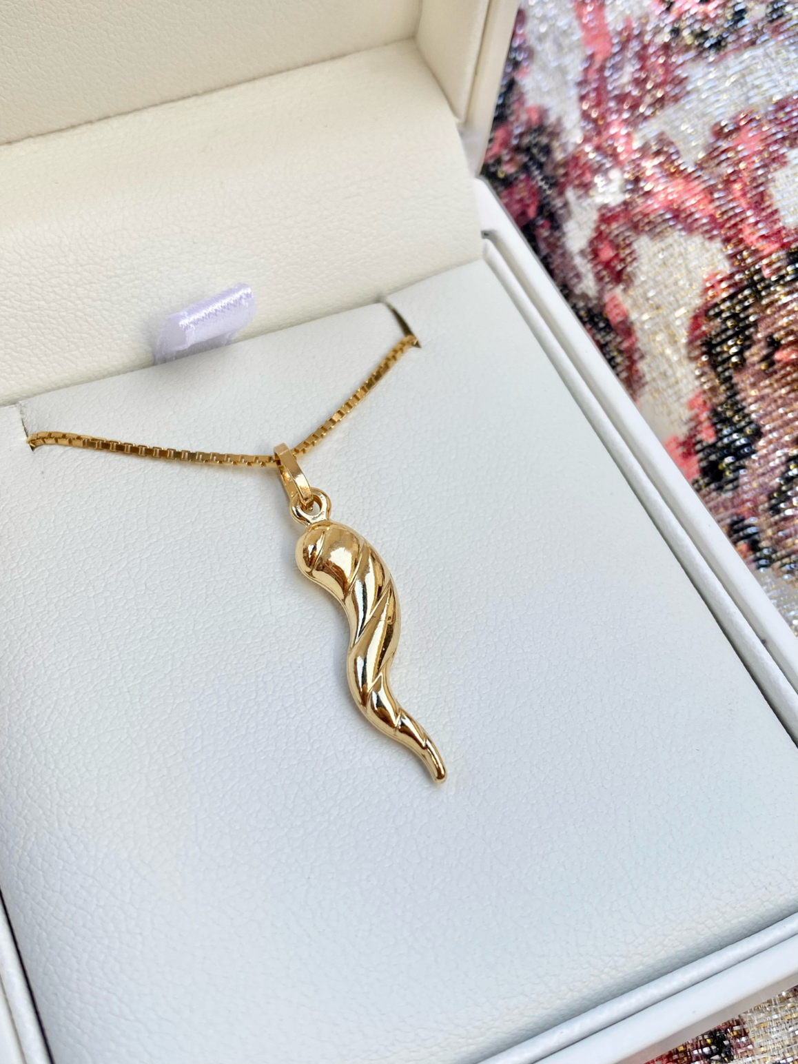 【loro】corno necklace gold corno necklace gold｜LORO(ロロ)公式通販